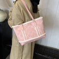 Grande borsa tote rosa con bordo in peluche e motivo a quadrifoglio per donna - Rosa