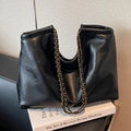 Vintage black hobo shoulder bag with pleated leather texture and gold chain strap - Black