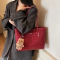 Women's large plaid tote bag in red with a plush bear charm and reinforced corners - Wine Red With Pendant