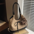 Vintage khaki quilted hobo bag with black straps and leopard heart charm detail - With Charm / Khaki