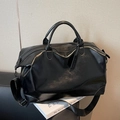 Bolso de viaje grande de cuero sintético negro brillante con asas dobles y bandolera - Negro