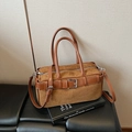 Borsa a secchiello in pelle scamosciata marrone caramello con tracolla regolabile e fibbie - Marrone