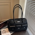 Sac fourre-tout noir vintage en cuir avec fermoir rotatif et poches avant - Noir