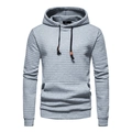 Herren-Kapuzenpullover in Hellgrau mit Waffelstruktur, schwarzen Kordeln und Kängurutasche - S / Hellgrau