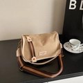 Borsa a tracolla retrò in tela beige con ampia tracolla a righe colorate - Grigio Beige