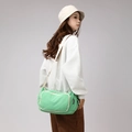 Borsa a tracolla in nylon verde chiaro da donna, grande borsa a spalla elegante quotidiana - Verde