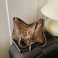 Borsa tote marrone scuro vintage con fibbia a catena a doppio anello in similpelle - Marrone