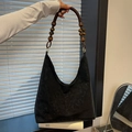 Bolso hobo negro de ante con asas de cuentas de madera marrón oscuro y anillos - Negro