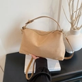 Borsa a mano da donna in pelle scamosciata color cammello con tracolla regolabile - Cachi