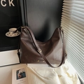 Borsa tote vintage in pelle marrone con tracolla regolabile e grande capacità per donna - Marrone