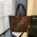 Borsa tote in pelle scamosciata leopardata con tracolle e fiocco decorativo - Piccola stampa leopardata