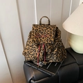 Leoparden-Canvas-Rucksack mit Kordelzug und roten Stickereidetails für Damen - Braun
