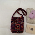 Sac fourre-tout ethnique bohème en peluche avec motif géométrique bleu et rouge - Style Géométrique Bohémien / Rouge
