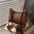 Borsa a spalla retrò marrone scuro con tracolla intrecciata e dettagli dorati - Marrone