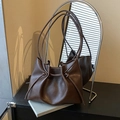 Bolso tote retro marrón minimalista con textura de cordón y correas de hombro largas - Marrón