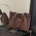 Borsa tote in velluto a coste marrone con catena e texture elegante per la moda quotidiana - Marrone