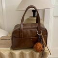 Borsa bowling vintage in finta pelle testa di moro con ciondolo a orsetto e corda intrecciata - Marrone con ciondolo
