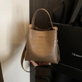 Brown crocodile pattern bucket bag with handle and shoulder strap in high-quality leather - Khaki (No Pendant)