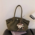 Bolso tote verde oscuro en ante sintético con colgante de cachorro y asas delgadas - Con Colgante / Verde