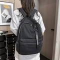 Zaino alla moda in denim nero per studenti con spallacci con logo e grande capacità interna - Nero