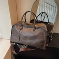 Retro dark brown large capacity travel bag in textured faux leather with adjustable strap - Brown