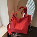 Borsa tote in tessuto Oxford a quadri rossi con tracolla larga regolabile per tutti i giorni - Rosso