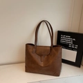 Large dark brown tote bag in premium faux leather with vintage texture and twin handles - No Pendant / Brown