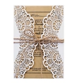 Invitation de mariage élégante avec dentelle découpée au laser, papier kraft et ficelle - Style de Dentelle Évidée Blanche (Avec Corde de Chanvre)