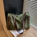 Borsa tote in camoscio verde retrò con tracolla in pelle marrone e capiente - Verde
