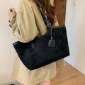 Klassische schwarze Shopper-Tasche aus mattem Leder mit großem Fassungsvermögen für Damen - Schwarz