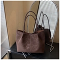 Retro brown suede tote bag featuring slim handles and central stitching detail - Without Pendant / Brown