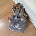 Sac fourre-tout gris en fausse fourrure avec motif dalmatien blanc et accents rouges - Gris