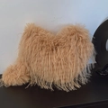 Faux ostrich fur heart-shaped plush handbag in warm camel brown with long soft fibers - Apricot
