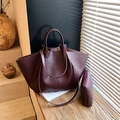 Sac fourre-tout rétro bordeaux en similicuir avec pochette intérieure pour le trajet - Fuchsia