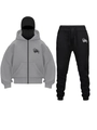 Dettaglio della felpa grigia con cappuccio balaclava e grafica aliena su set sportivo - S / Grigio chiaro con cappuccio nero