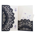 Invito di nozze blu scuro intagliato a laser con glitter e inserto floreale - Blu Scuro Scintillante