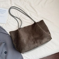 Bolso tote grande minimalista en ante marrón oscuro para el transporte diario de mujer - Verde