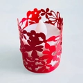 Bougie LED avec manchon en papier floral découpé au laser pour décoration de fête - Rouge