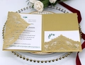 Elegante set di inviti nuziali in pizzo dorato tagliato al laser con inserti bianchi - Beige Oro