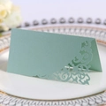 Élégante étiquette de table vert clair découpée au laser sur une assiette décorative - Bleu Marine