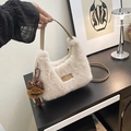 Elegante borsa in finta pelliccia beige con manici marroni e ciondolo a leopardo - Albicocca Con Pendente