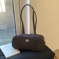 Bolso de hombro retro minimalista marrón oscuro efecto ante con asas largas y hebilla plata - Sin colgante / Marrón