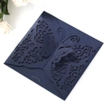 Invito matrimonio farfalla intagliato al laser in carta perlata blu navy con rosa - Blu inchiostro