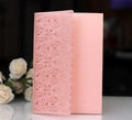 Elegante biglietto d'invito rosa tagliato al laser con motivi floreali per matrimoni - Rosa