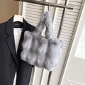 Grand sac cabas en fausse fourrure grise ultra doux et spacieux pour l'automne-hiver - Gris Sans Pendentif