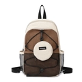 Detalle de mochila bicolor con cordones elásticos y estuche redondo desmontable - Blanco Roto
