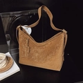 Vintage τσάντα ώμου Hobo από καστόρι camel με ρυθμιζόμενο λουρί και δερμάτινη ετικέτα - Καφέ