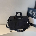 Große schwarze Reisetasche mit weißem Schriftzug und Perlenreißverschluss für Sport - Schwarz