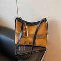 Borsa tote vintage in velluto marrone con finiture nere e ricamo di lettere AHE - Marrone Chiaro (Con Ciondolo)