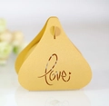 Golden laser-cut Love candy box with pearlescent finish for wedding party favors - Gold